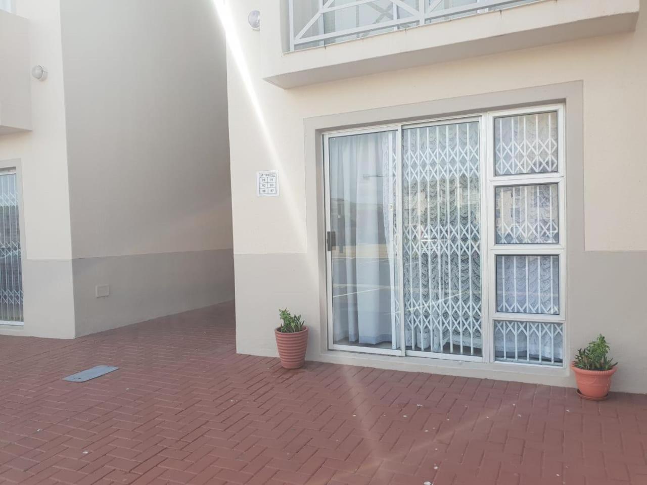 Apartment Big Bay Club Cape Town